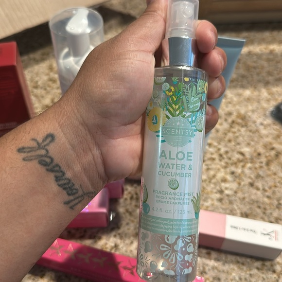 All brand new! “Not so Mysterious” Bundle!! - Picture 7 of 9